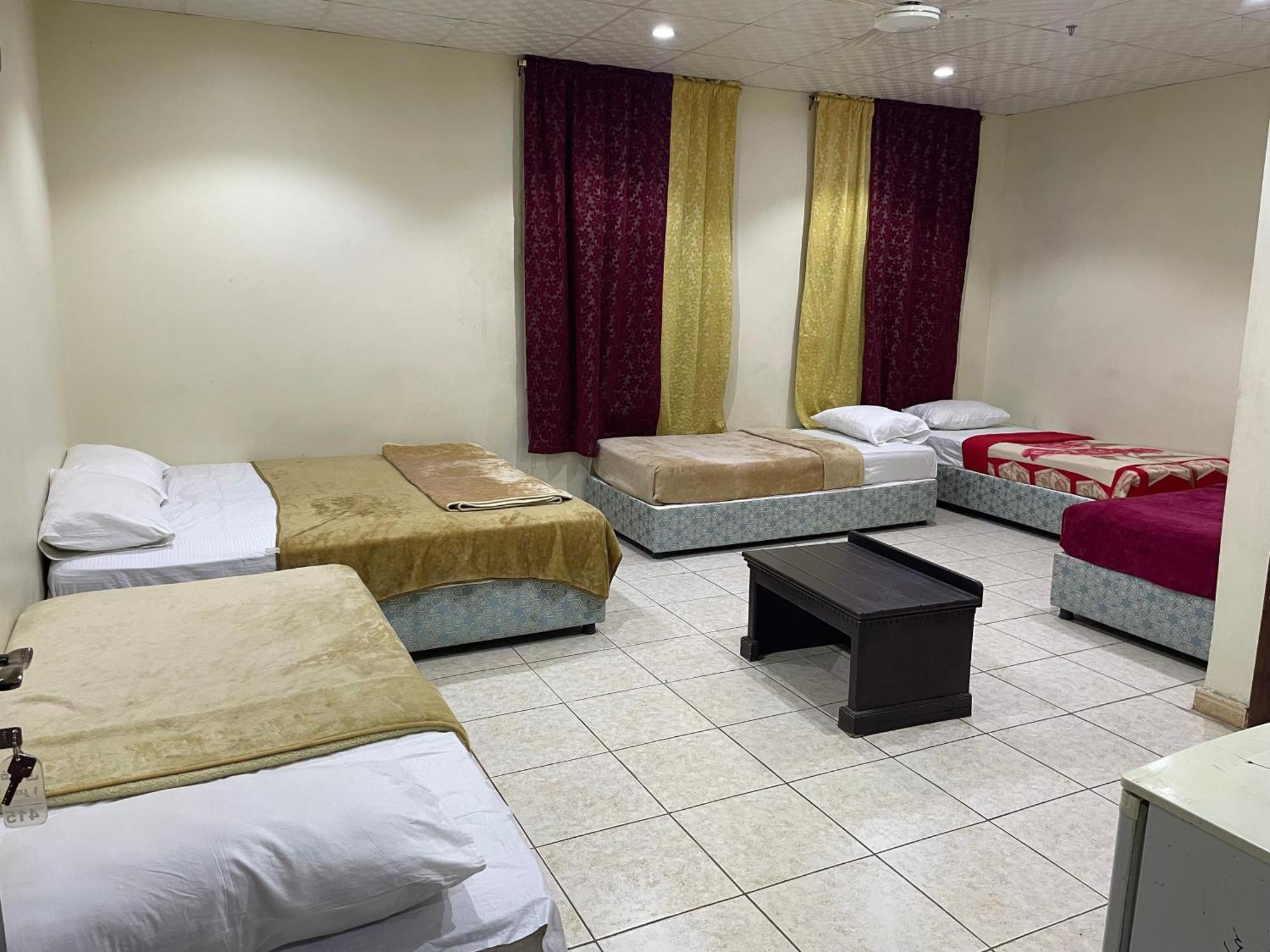 Taiba Al-hejaz Hotel *